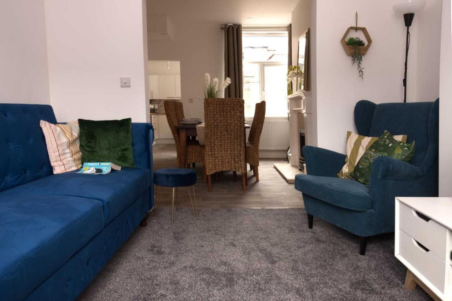 Rydal House 2 Bedroom House With Upstairs Bathroom ニュートン・ル・ウィローズ 部屋 写真