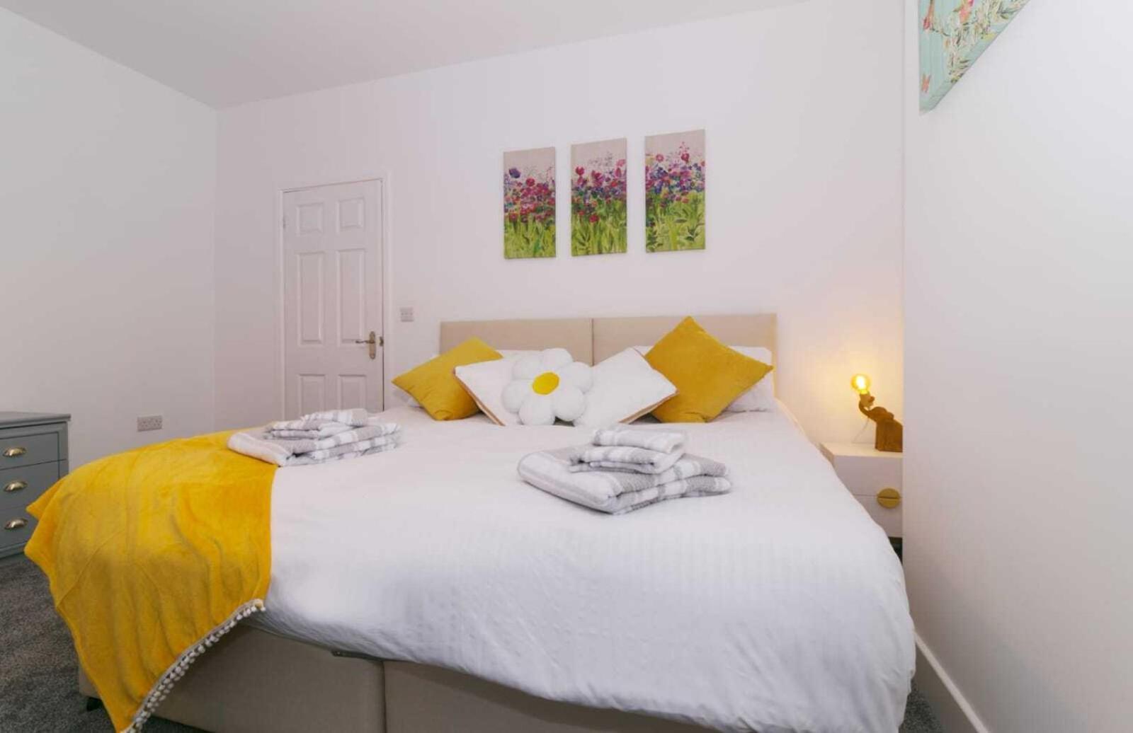 Rydal House 2 Bedroom House With Upstairs Bathroom ニュートン・ル・ウィローズ 部屋 写真